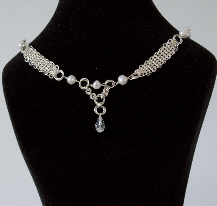 images/bridal chainmaille mesh necklace 1.jpg